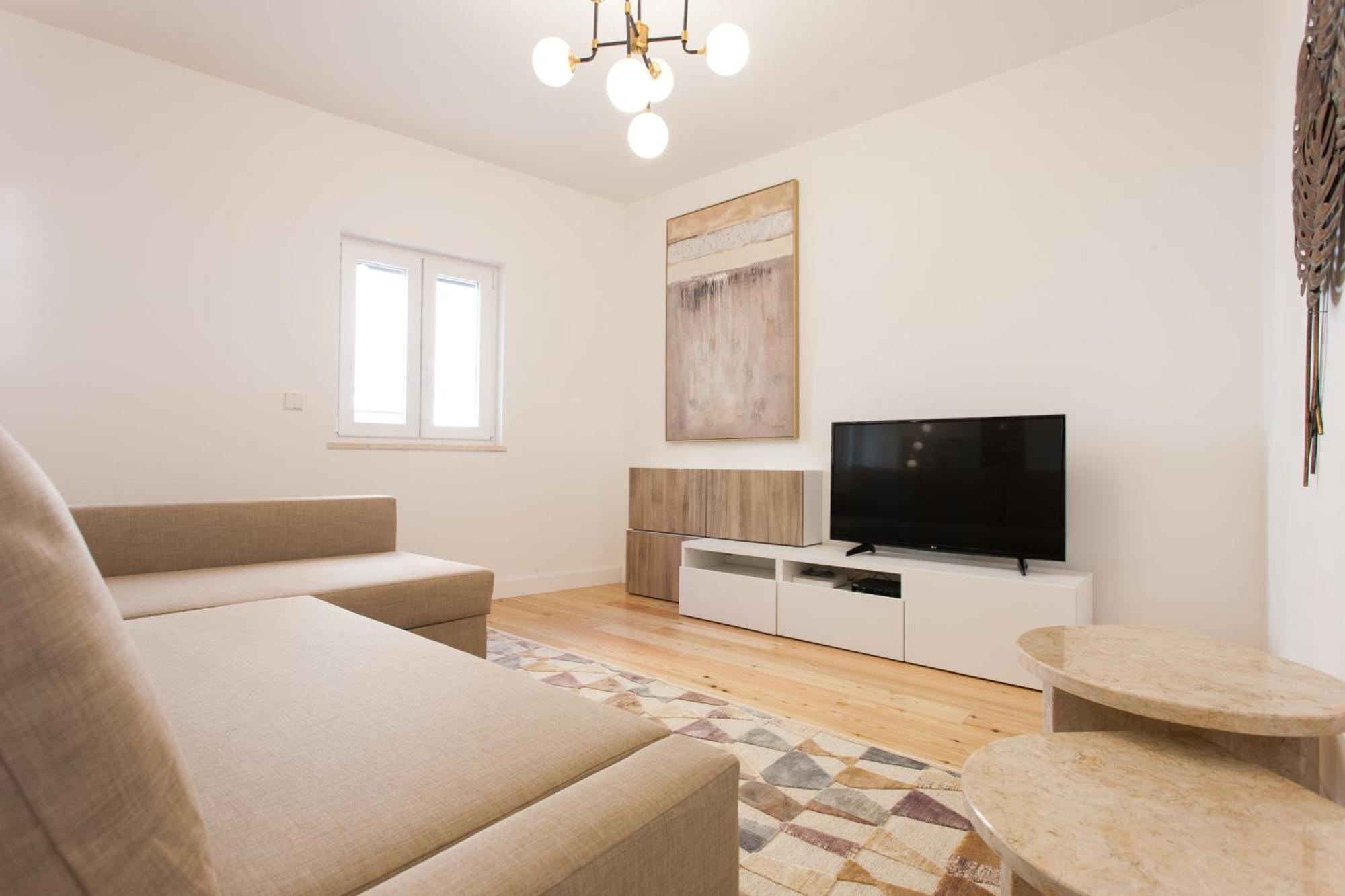 Mouraria Blue Three-Bedroom Apartment W/ Parking - By Lu Holidays Lisbon Exterior photo
